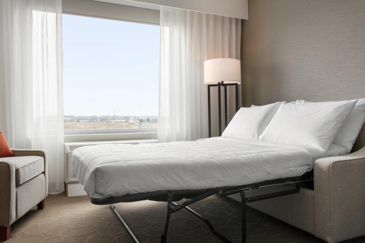 Delta Hotels By Marriott Indianapolis Airport Exterior foto